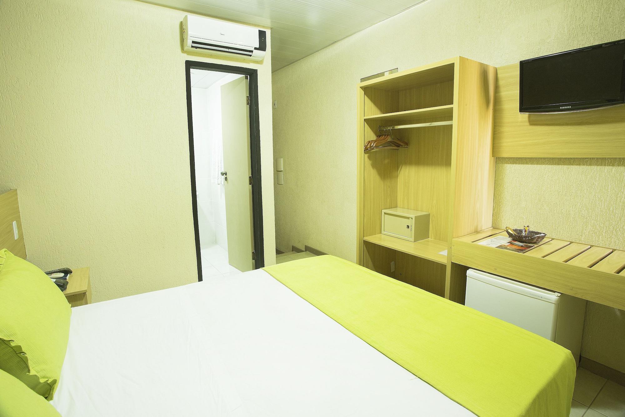 Rede Andrade Plaza Salvador Hotel Exterior photo