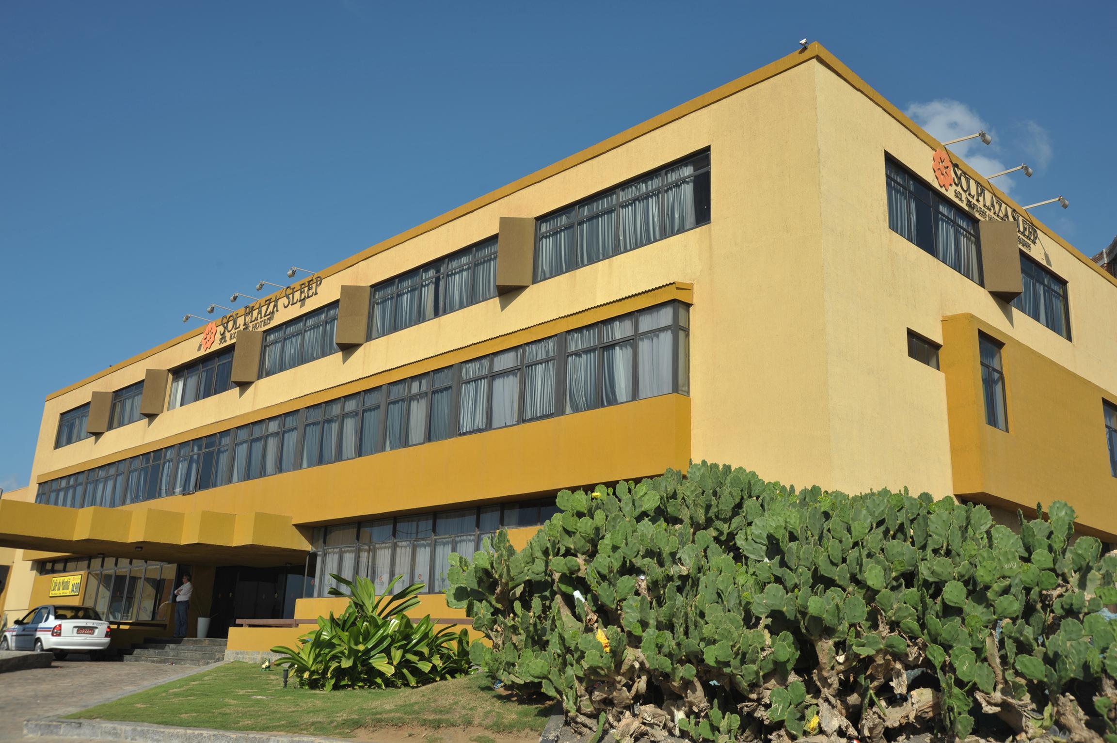 Rede Andrade Plaza Salvador Hotel Exterior photo